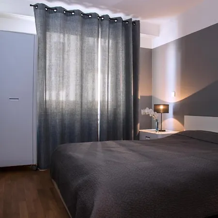 Residence Key Inn - Limperstberg Luxembourg Room photo
